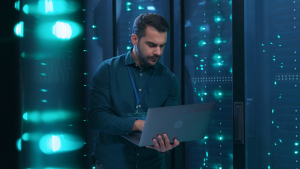 dlaczego-twoja-firma-potrzebuje-soc-security-operations-center-247-cyber360